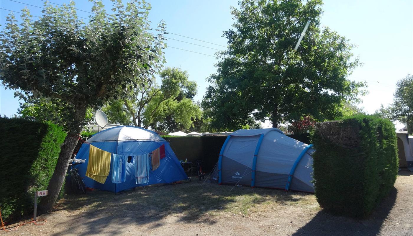 Emplacement de 100m² pour tente ou caravane, camping Europa saint gilles croix de vie vendée - Camping Europa - Saint Gilles Croix de Vie