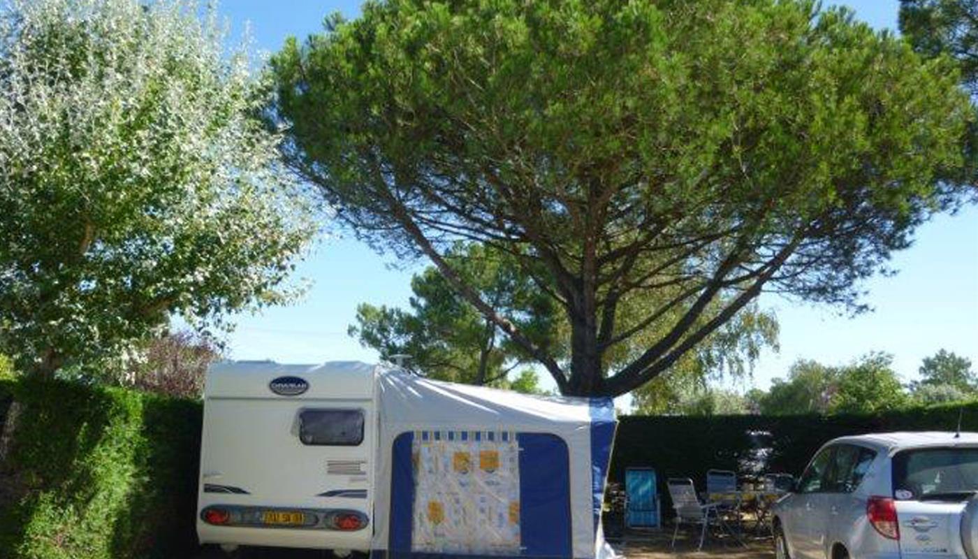 Emplacement 100 m2 camping car caravane camping 4 étoiles Vendée europa saint gilles croix de vie - Camping Europa - Saint Gilles Croix de Vie