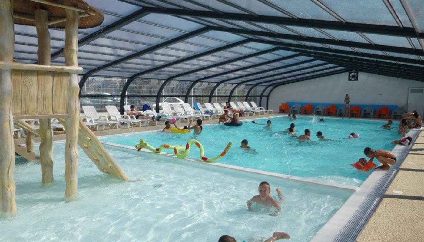 pataugeoire chauffée dans la piscine couverte - Camping Europa - Saint Gilles Croix de Vie
