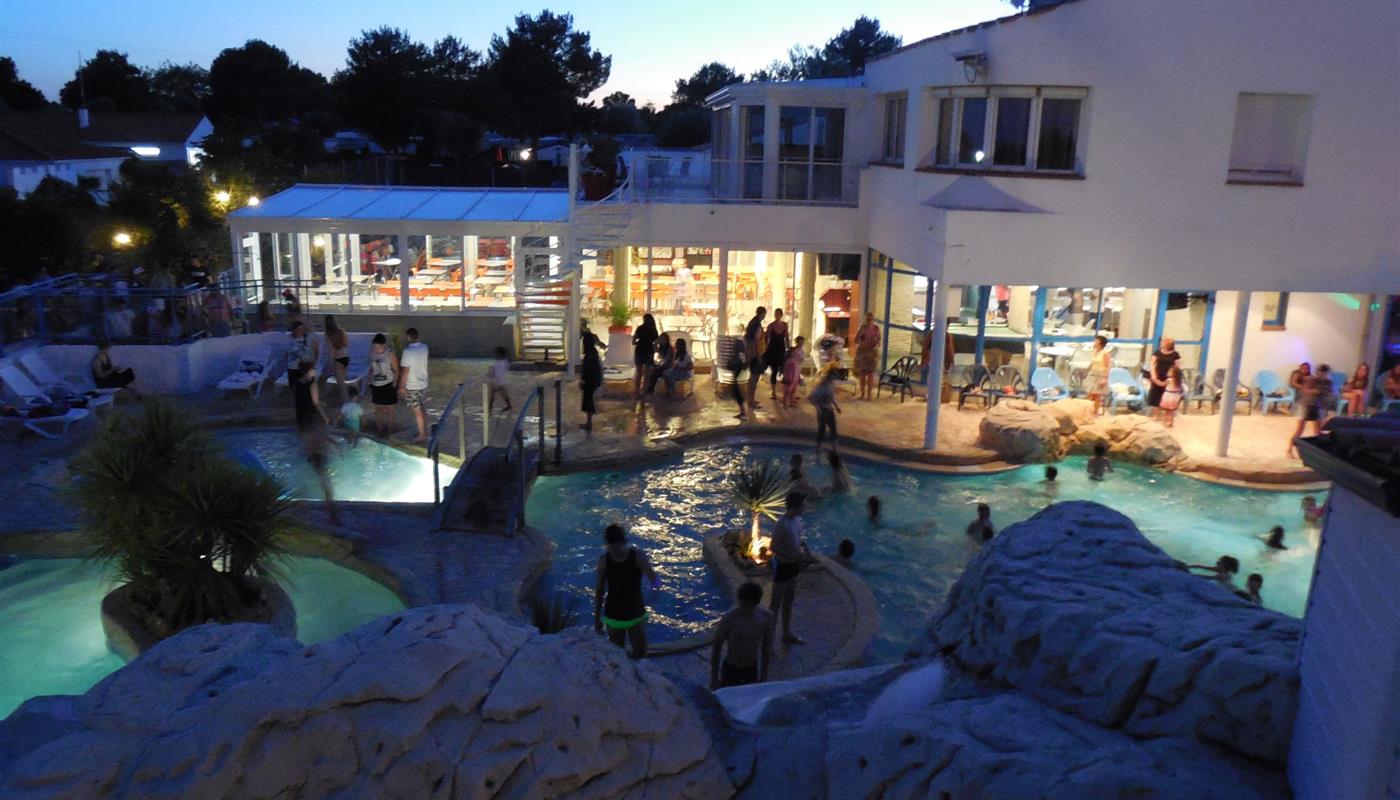 Disco piscine - camping Europa st gilles croix de vie avec animations en Vendée c - Camping Europa - Saint Gilles Croix de Vie